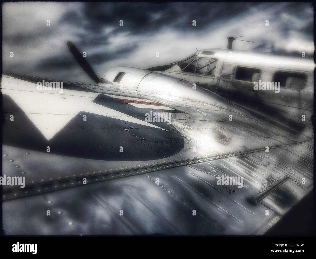 Vintage Military Aircraft - Smartphone-aufgenommenes Stockfoto