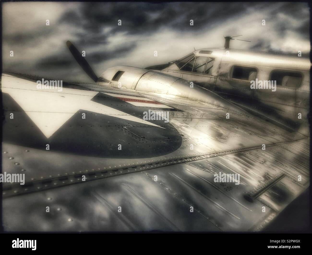 Vintage Military Aircraft - Smartphone-aufgenommenes Stockfoto