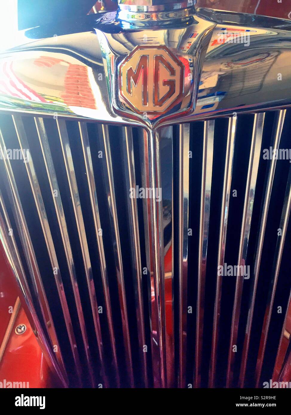 Vintage MG Grill eines 1953 TD - Smartphone-aufgenommenes Stockfoto