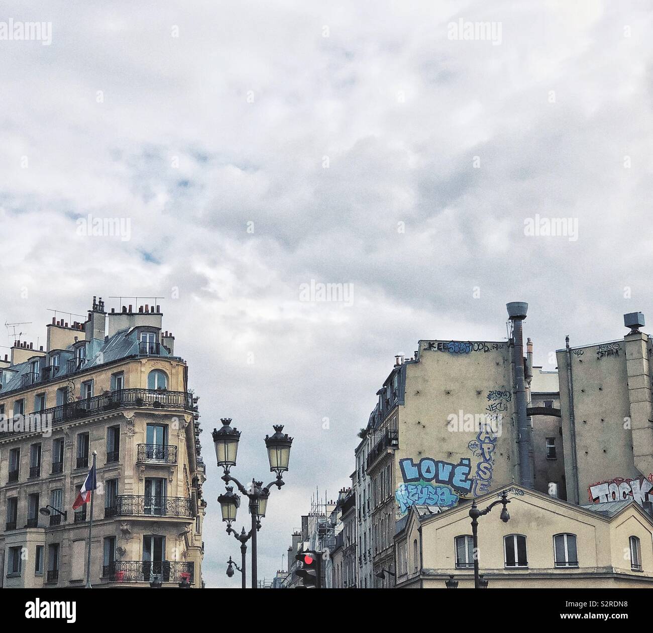 Paris, Place Pigalle - Smartphone-aufgenommenes Stockfoto