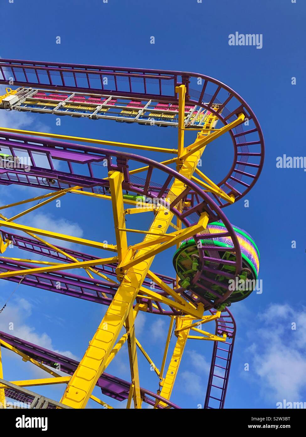 Wilde Maus Achterbahn bei Barry Island Pleasure Park, South Wales. Stockfoto