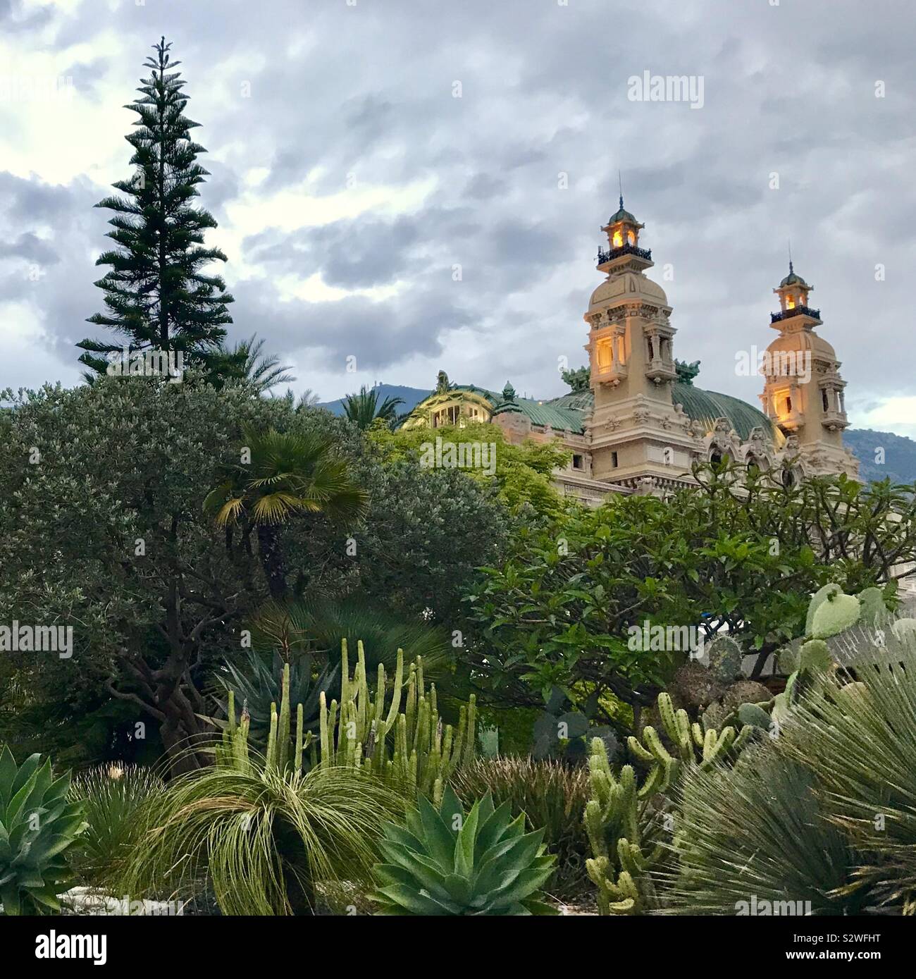 Gärten rund um Casino Monte Carlo, Monaco, Südfrankreich Stockfoto