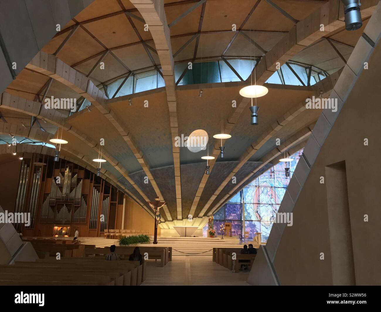 Detail der oberen Kirche von Pater Pio. Der Architekt Renzo Piano. Stockfoto