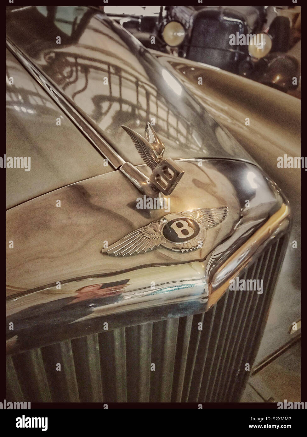 Vintage Bentley bei der wijnland Auto Museum, Joostenberg Vlakte, Kapstadt, Südafrika. - Smartphone-aufgenommenes Stockfoto