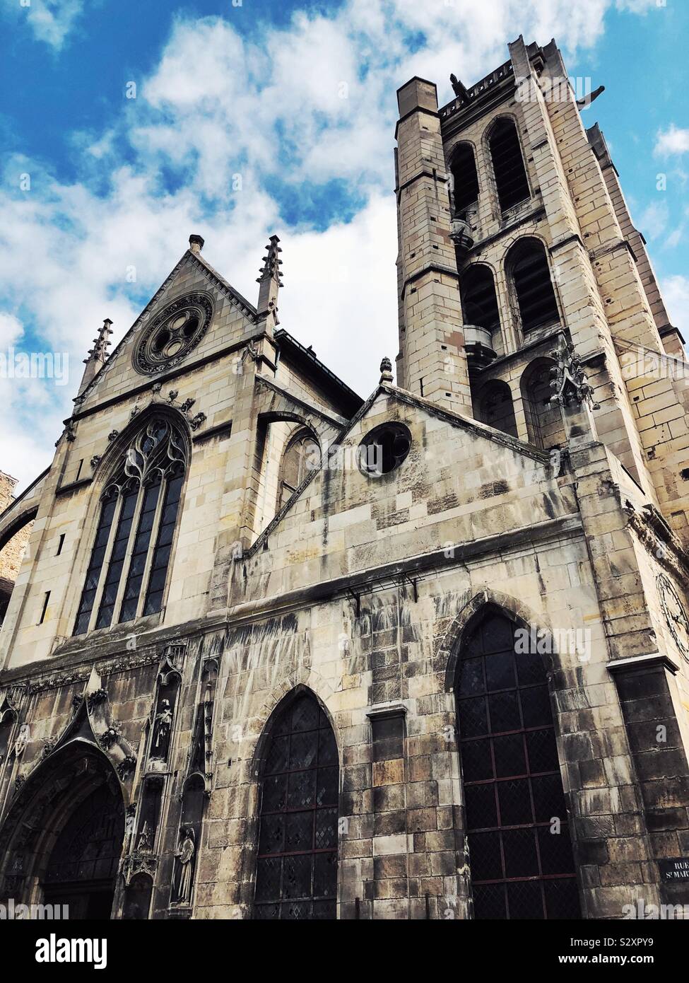 Paris-Architektur - Smartphone-aufgenommenes Stockfoto