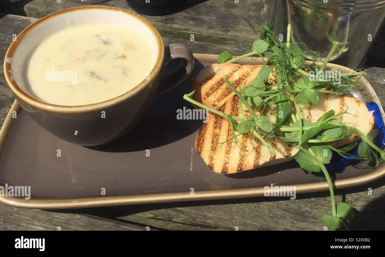 Fischsuppe Mittagessen Stockfoto