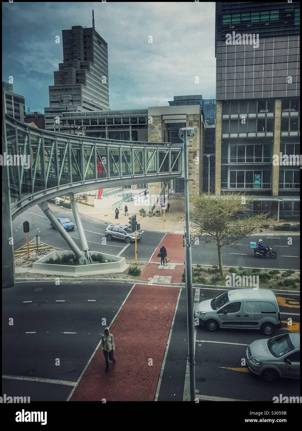 Sky Brücke zwischen CTICC 1 und 2, Vorland, Kapstadt, Südafrika. Stockfoto