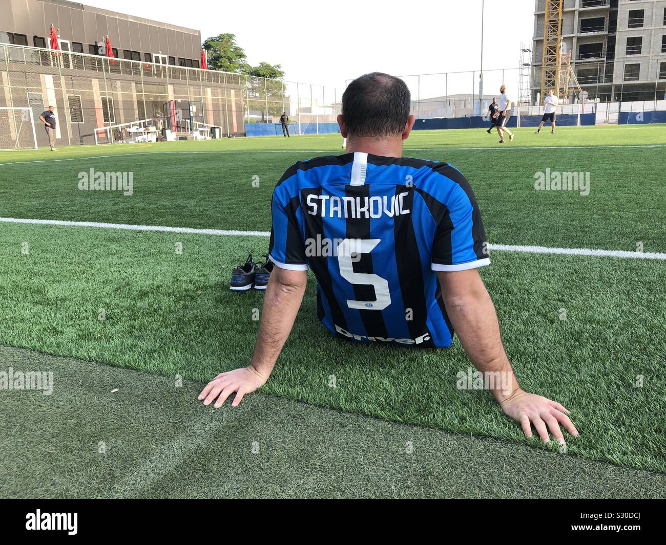 Inter Mailand legende Dejan Stankovic, ruht während einer Acronis Cyber Dragon Cup futsal Match in Abu Dhabi, Vereinigte Arabische Emirate, am 28. November 2019. Stockfoto