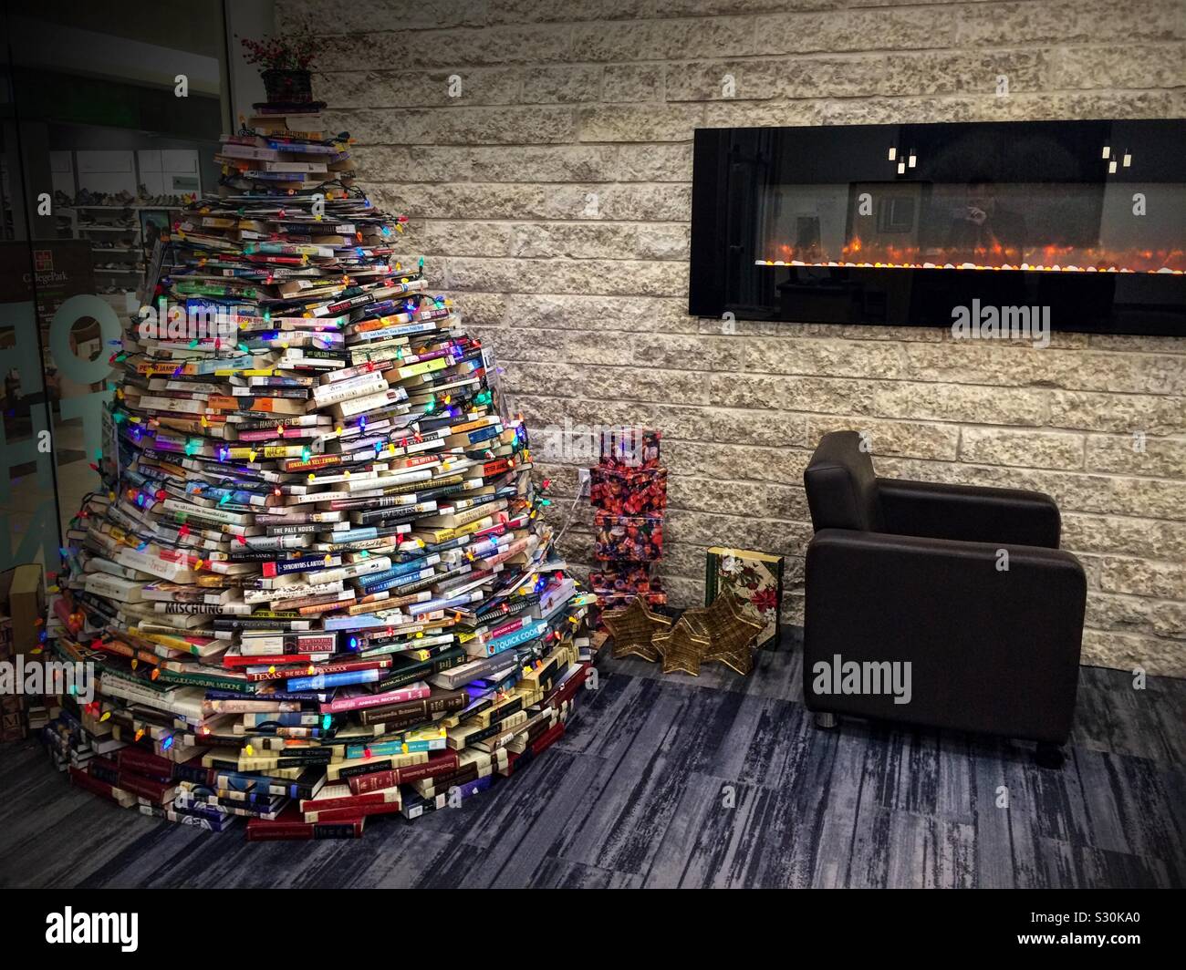 Bibliothek Buch Weihnachtsbaum Stockfoto
