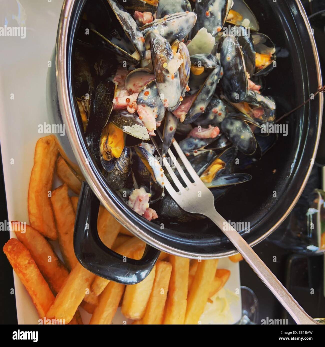 Moules et frites Fotos und Bildmaterial in hoher Auflösung Alamy