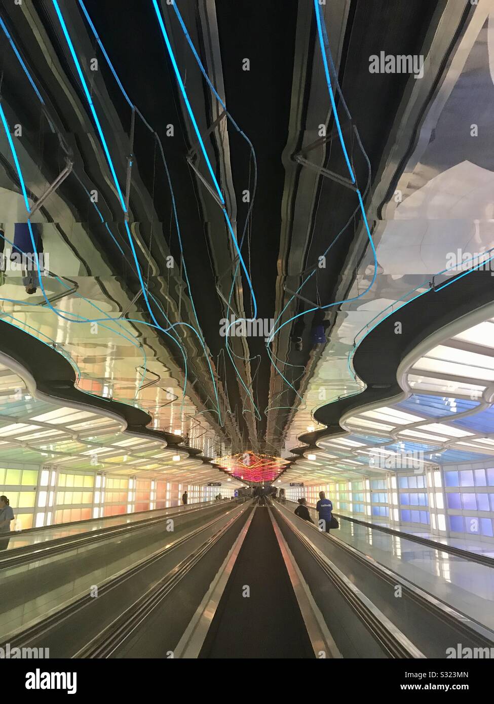 Umgehweg, der internationale Flughafen O'Hare in Chicago Stockfoto
