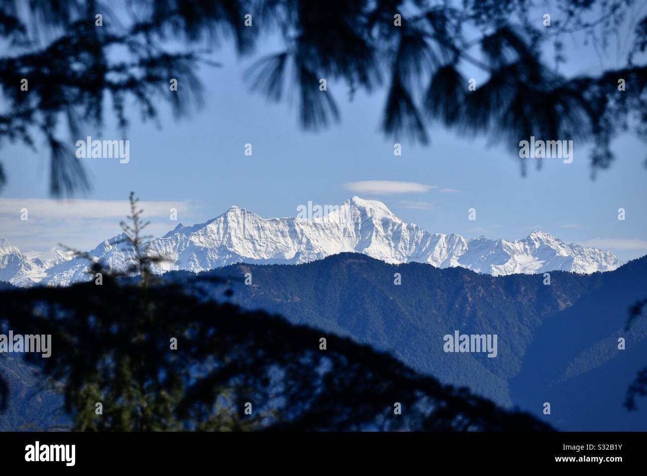 Bandarpoonch von LalTibba, Uttarakhand, Indien - Smartphone-aufgenommenes Stockfoto