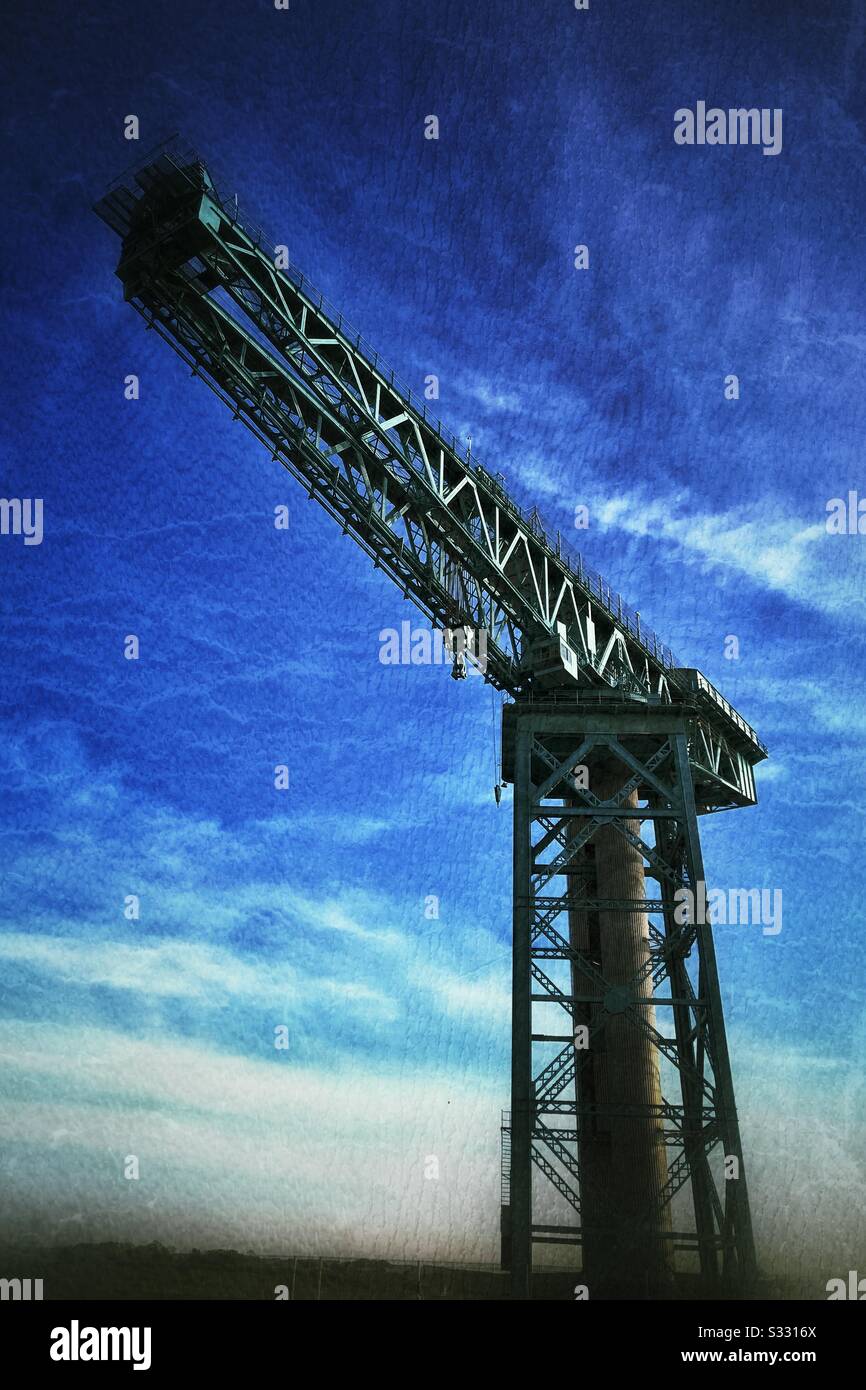 Titan Crane am Queens Quay Clydebank. - Smartphone-aufgenommenes Stockfoto