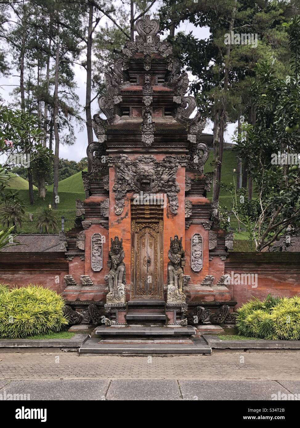 Ein schöner Teil des Tempels von Tirta empul auf Bali, Indonesien. Stockfoto