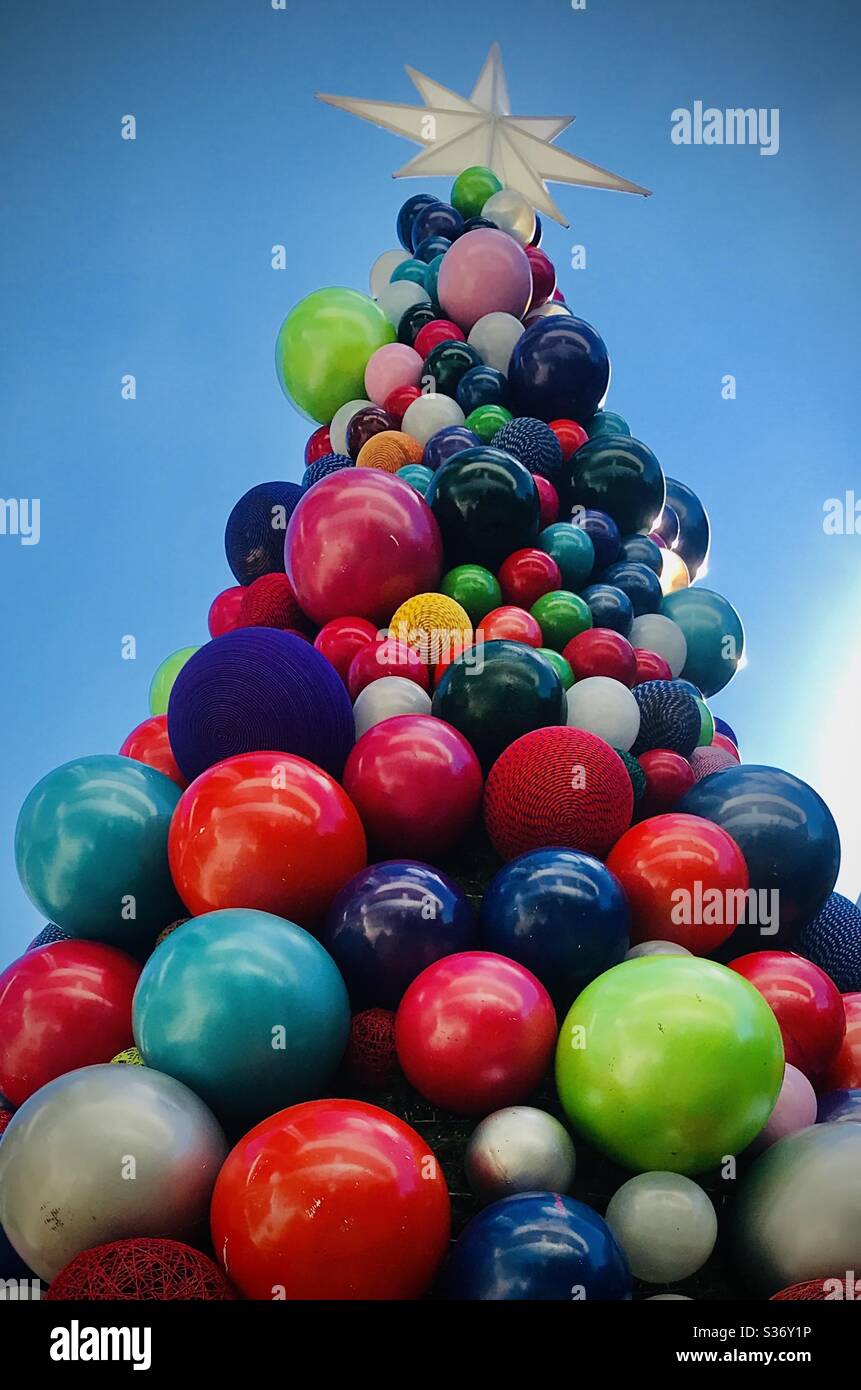 Alternativer weihnachtsbaum Fotos und Bildmaterial in hoher Auflösung