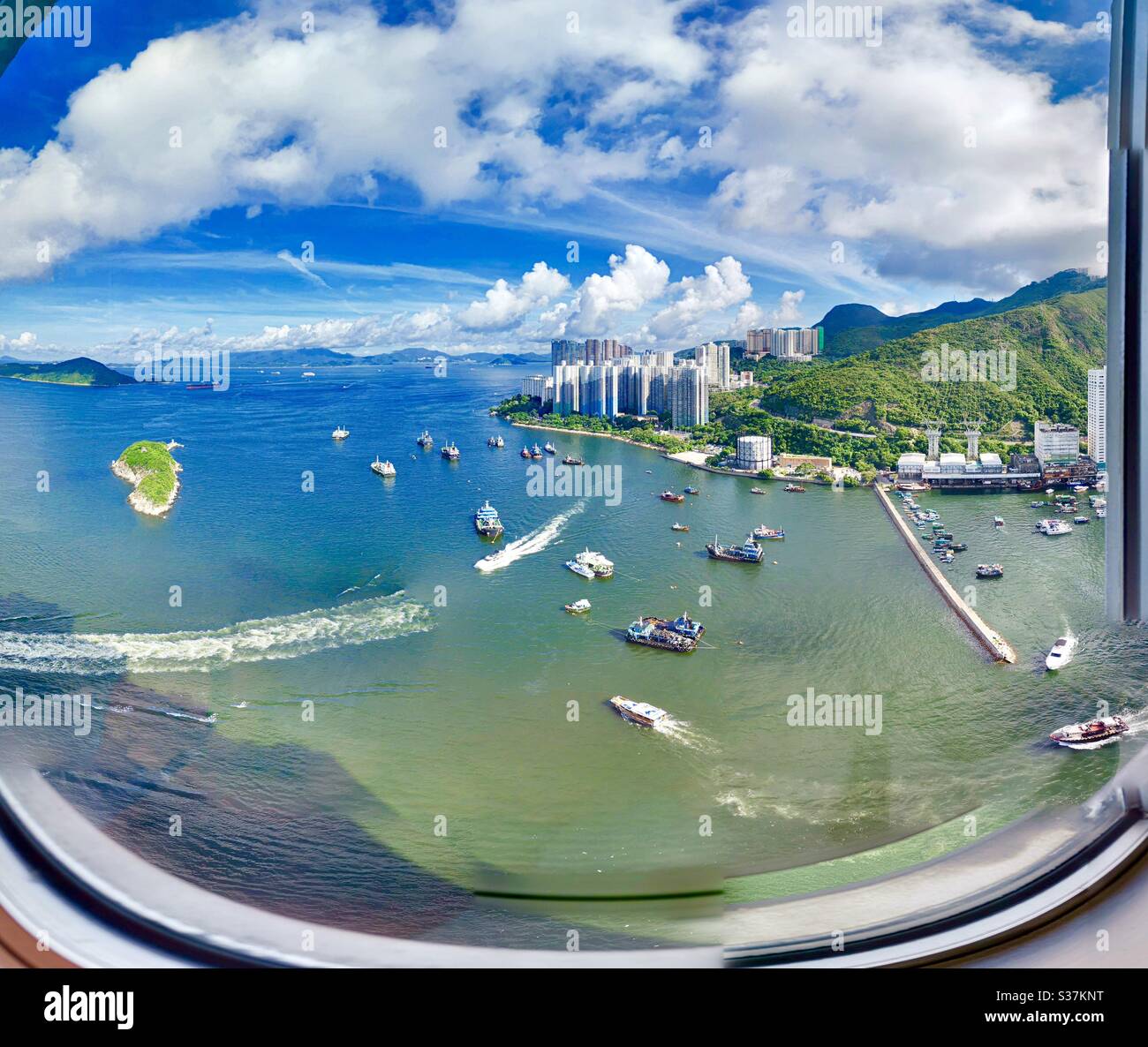 Eine schöne Aussicht auf Keller Bay und Wasserfall Bucht zusammen mit Meerblick in Hong Kong. Stockfoto