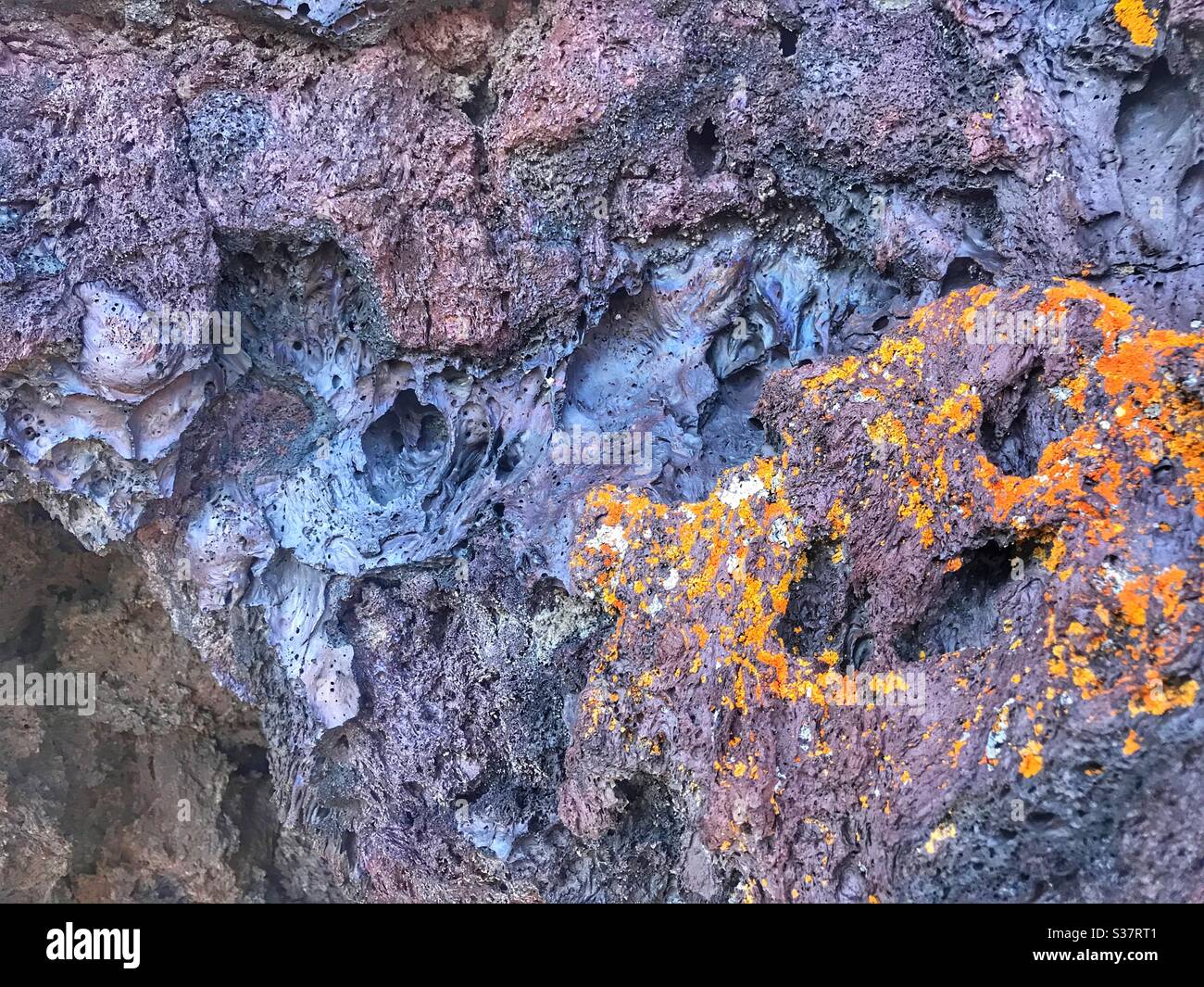 Gekühlter Lavagestein in den Krater des Moon National Monument in Idaho. Stockfoto