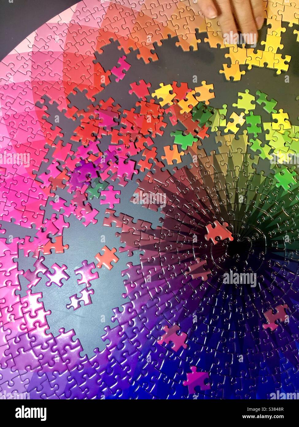Abschluss eines großen bunten Puzzle Stockfoto