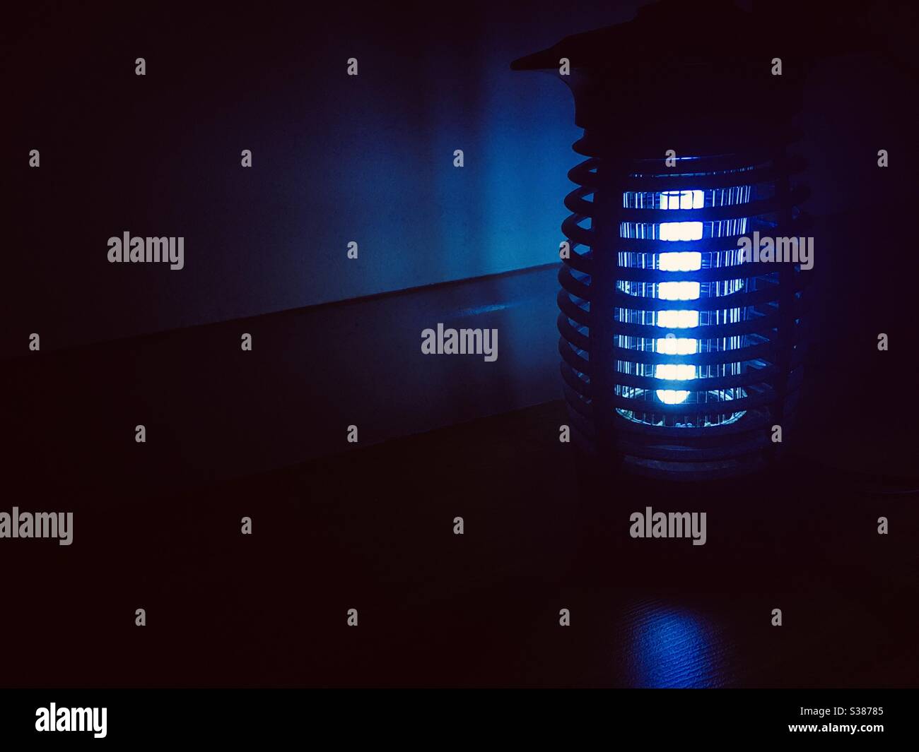 Nur Licht im Dunkeln Stockfoto