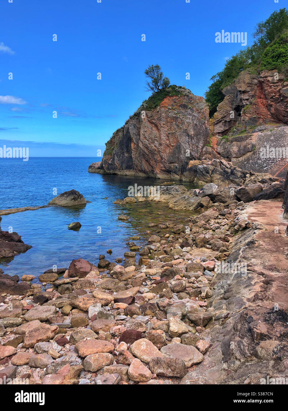 Babbacombe Beach, South Devon, Großbritannien - Smartphone-aufgenommenes Stockfoto