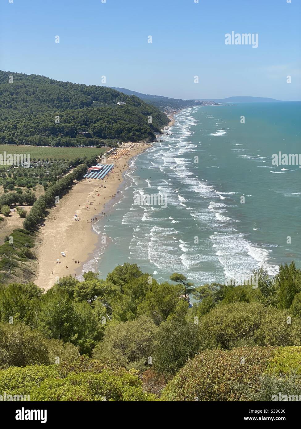 Strand oc Calenella, Vico del Gargano, Apulien, Italien Stockfoto