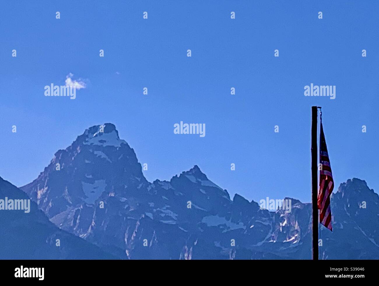 Old Glory am südlichen Eingang Teton National Park Stockfoto