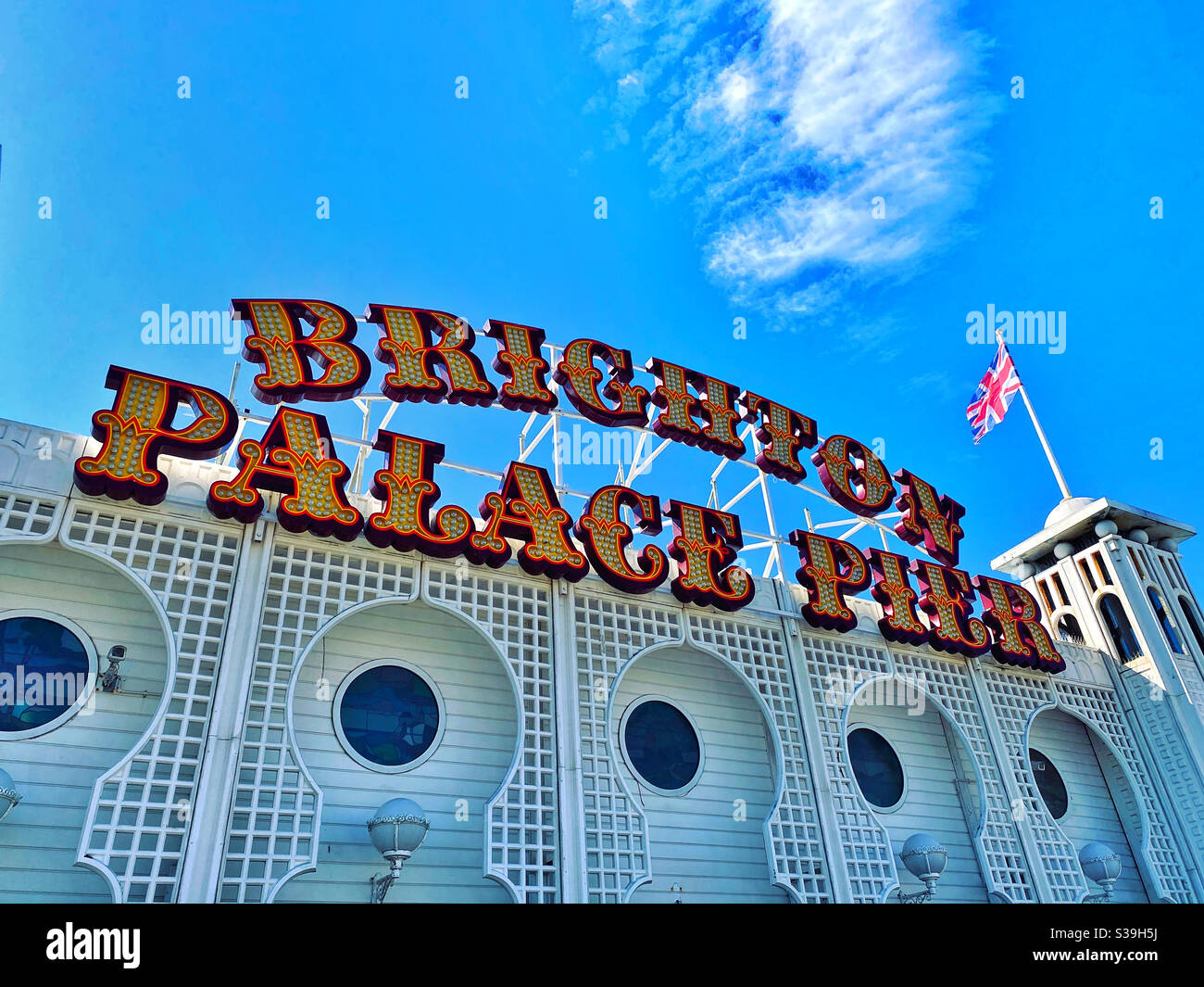 "BRIGHTON PALACE PIER" der ikonische & weltberühmte Pier im Süden Englands. Viel Spaß für die ganze Familie! Bildnachweis - ©️ COLIN HOSKINS. Stockfoto