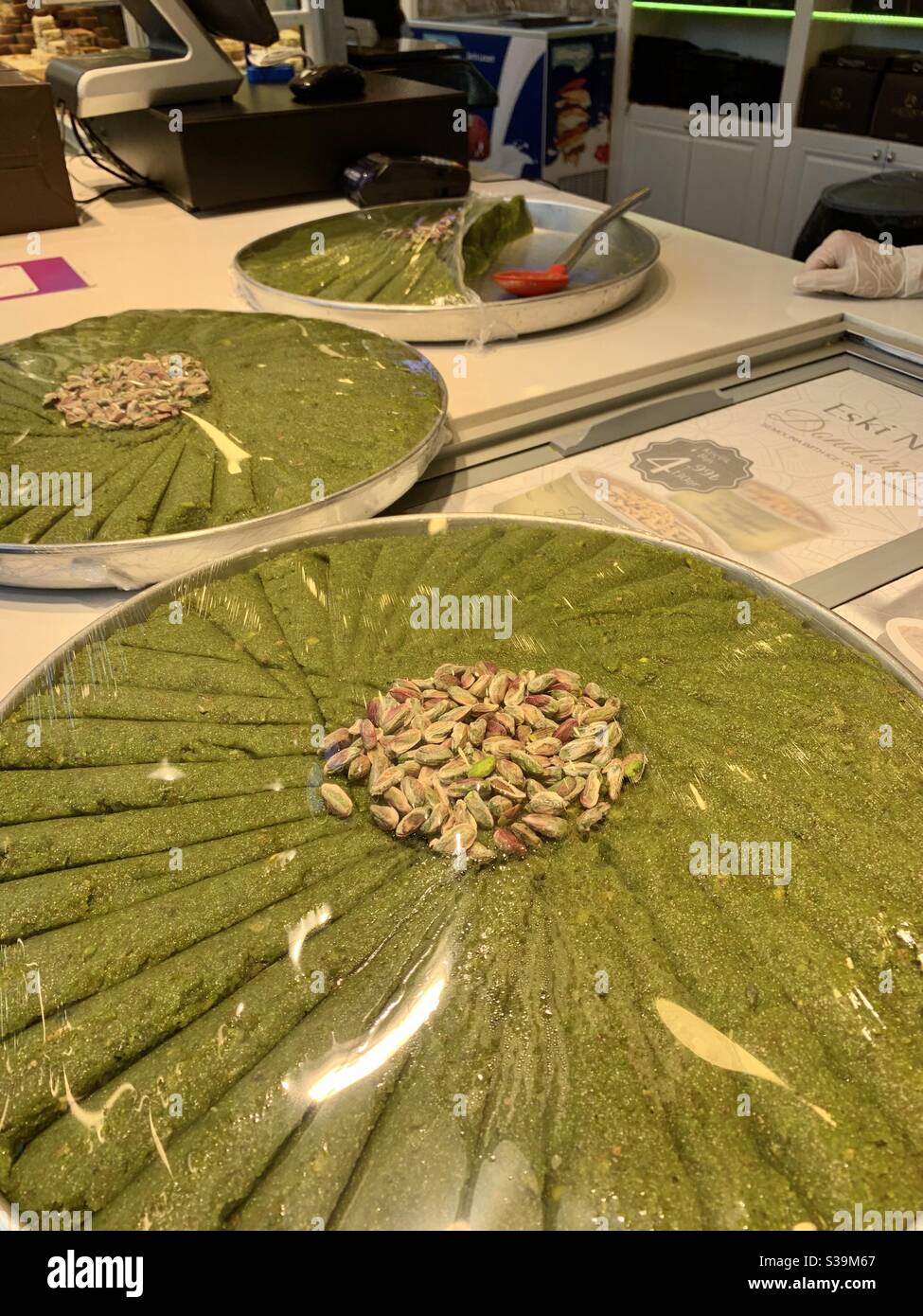 Türkische Pistazien Wüste süß künefe kanafeh Stockfoto
