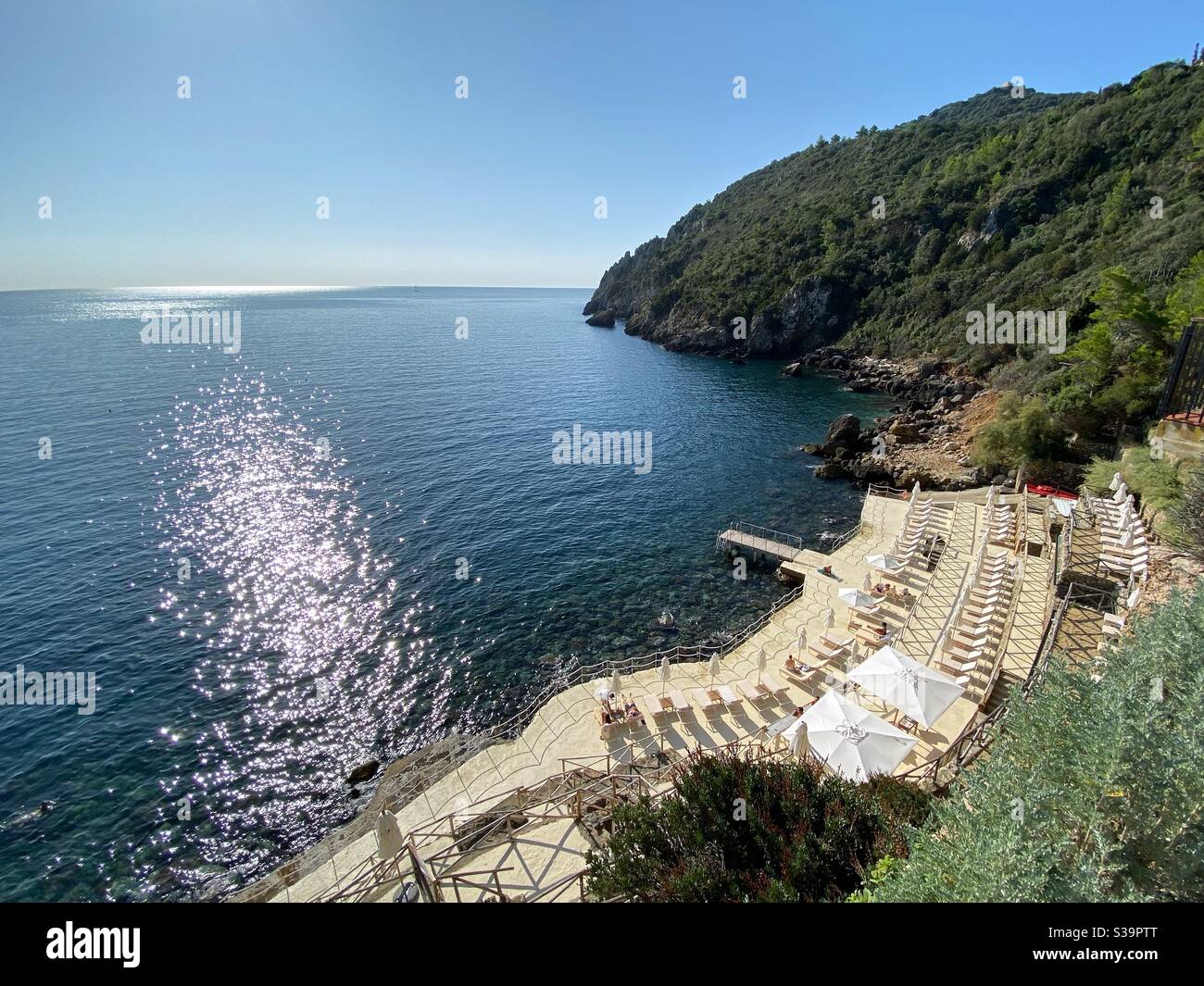 Hotel Il Pellicano Beach - Smartphone-aufgenommenes Stockfoto