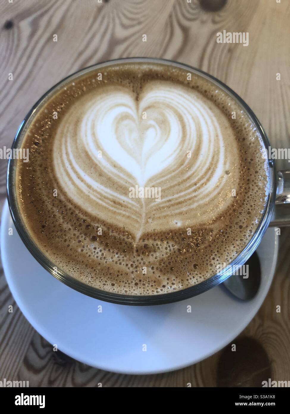 Kaffee Kunst, Herz, Liebe Kaffee, schön wie ein Bild, lecker Stockfoto