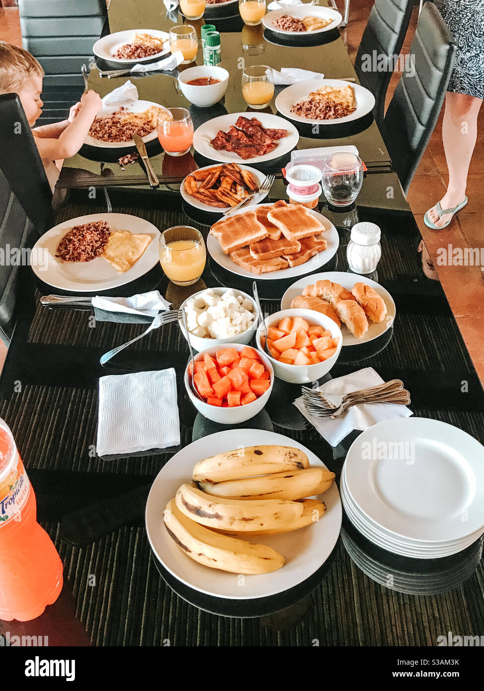 Nicaraguanischer Frühstückstisch in Managua Stockfoto