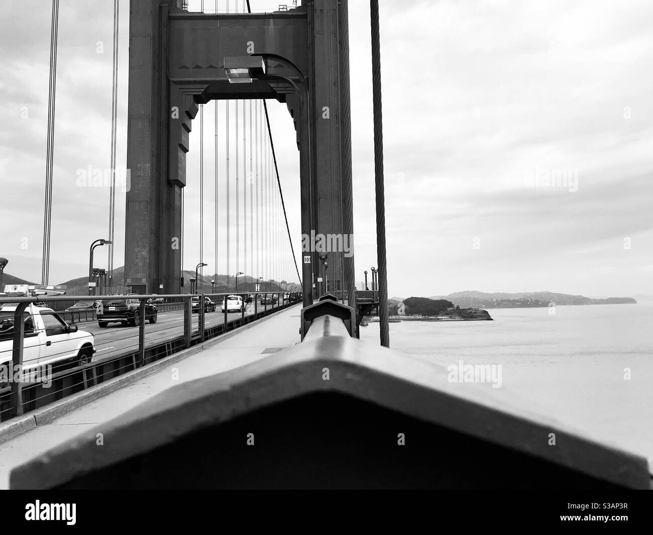 Führende Linien Brücke Stockfoto