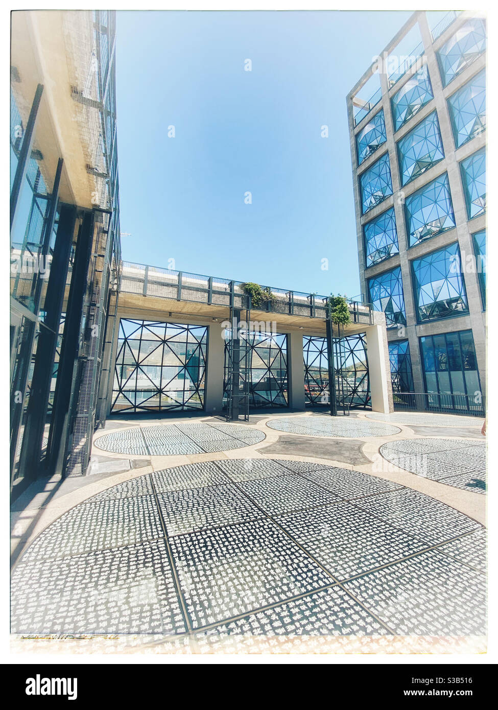Dach der Zeitz MOCAA Galerie, V&A Waterfront, Kapstadt, Südafrika. Stockfoto