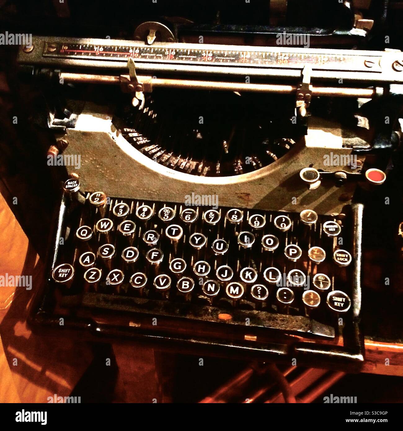 Eine antike Schreibmaschine Stockfoto