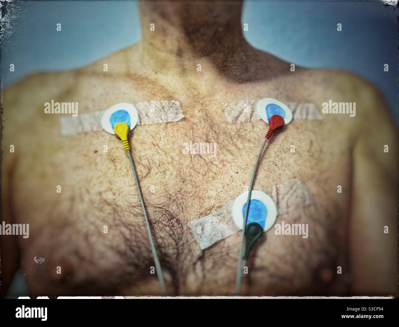 Mann für EKG-Test verdrahtet Stockfoto