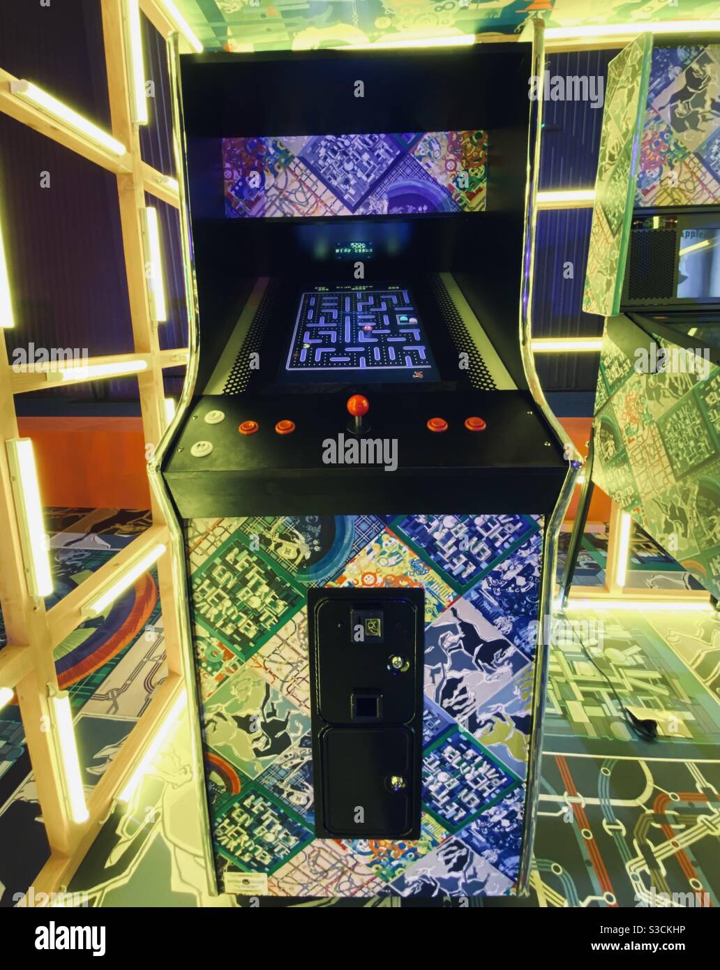 Pacman video game -Fotos und -Bildmaterial in hoher Auflösung – Alamy