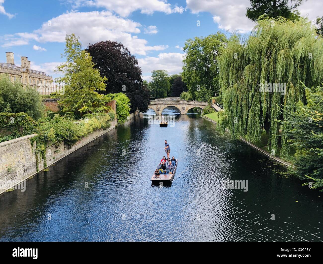 Bootfahren auf dem Fluss Cam in Cambridge Stockfoto