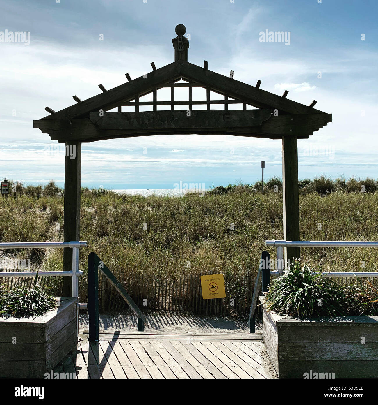Weg vom Boardwalk zum Strand, Atlantic City, New Jersey, USA Stockfoto