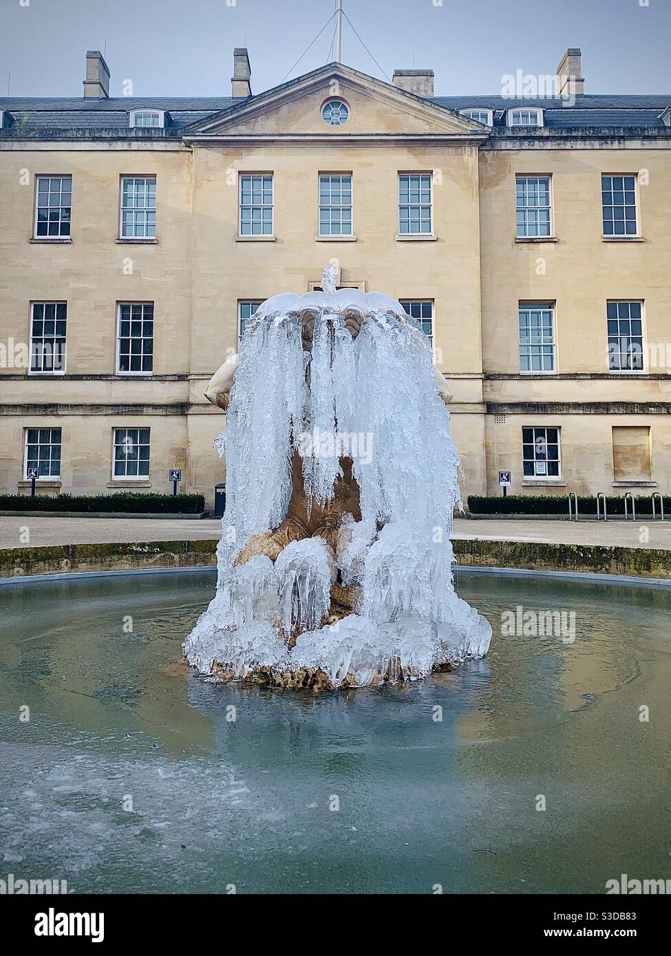 Der Triton Fountain, Oxford, gefroren Stockfoto