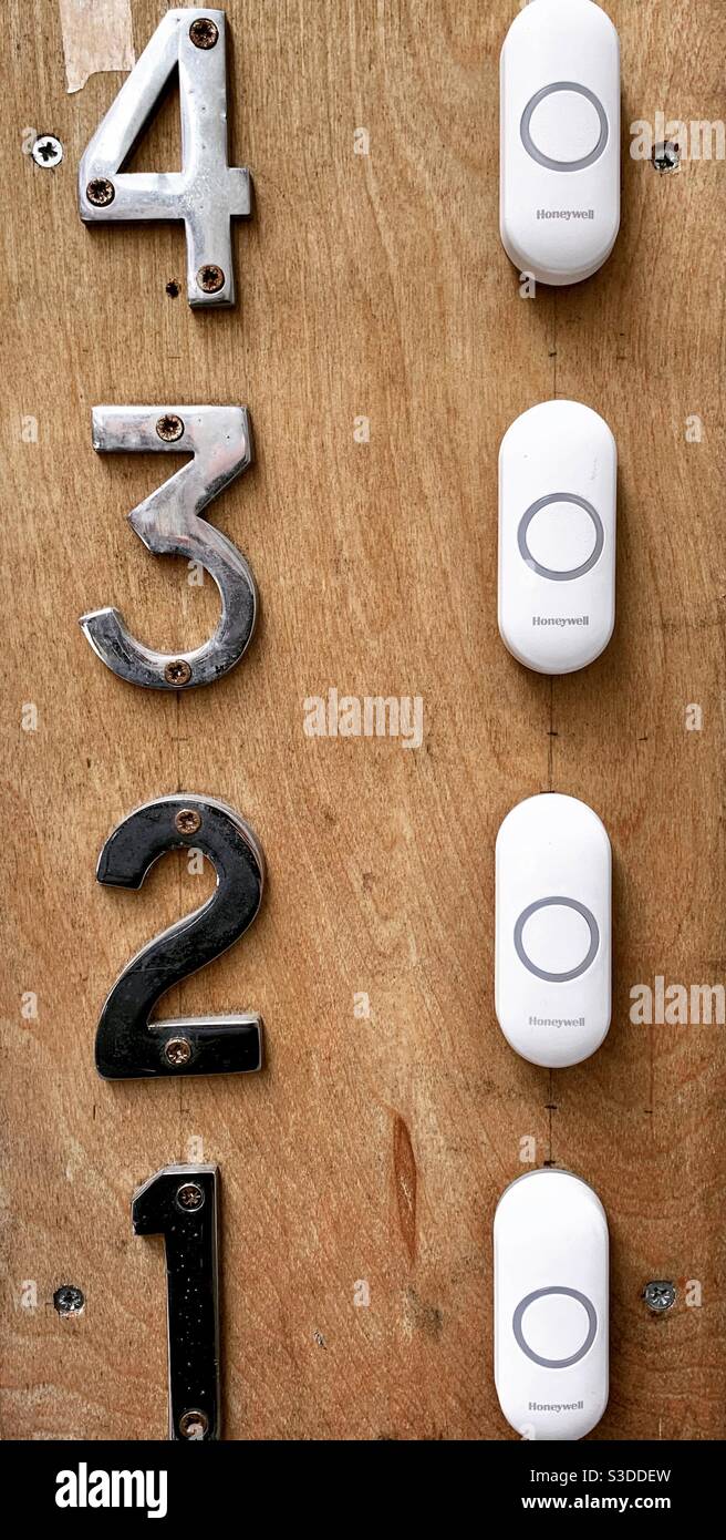 1, 2, 3, 4, Eingangsbuzzers. Stockfoto