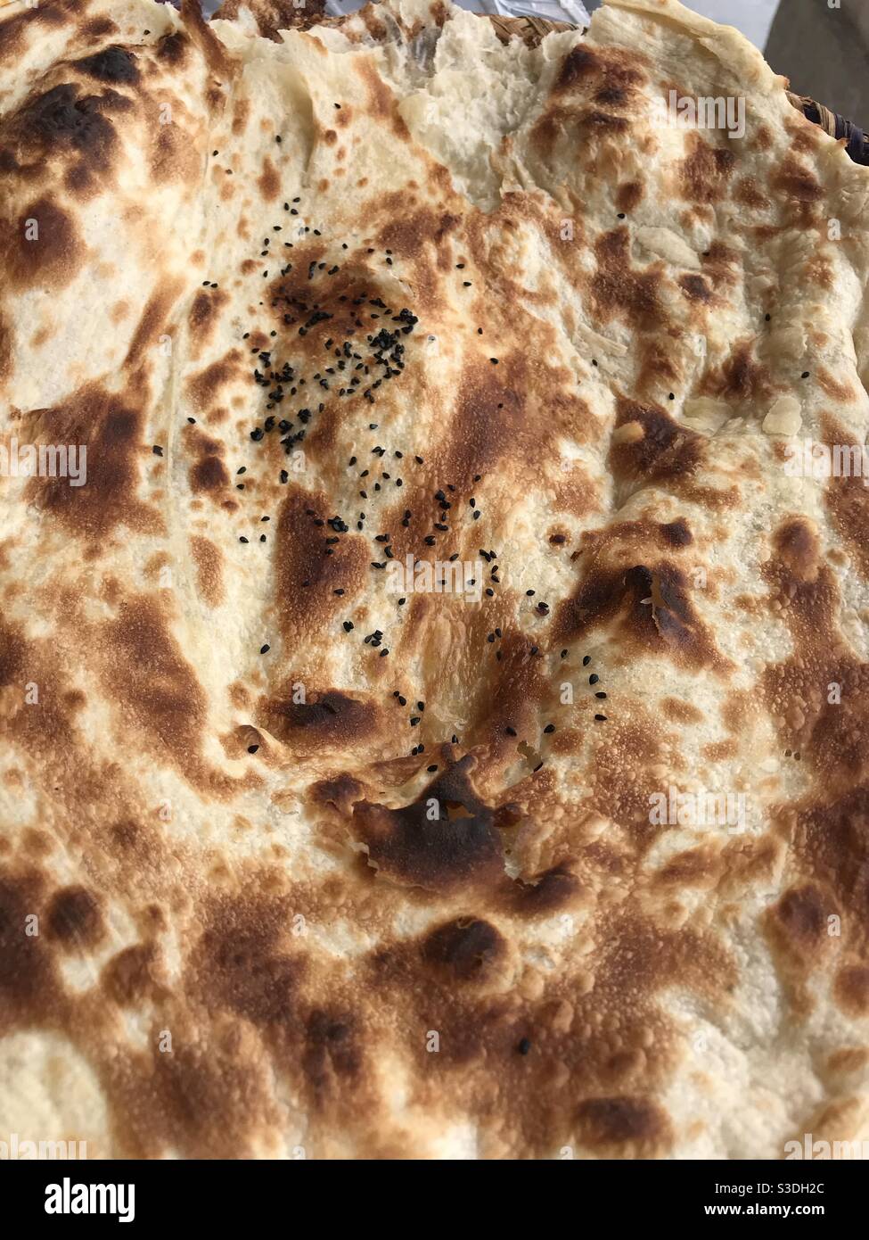 Nahaufnahme eines traditionellen jemenitischen Fladenbrotes Stockfoto