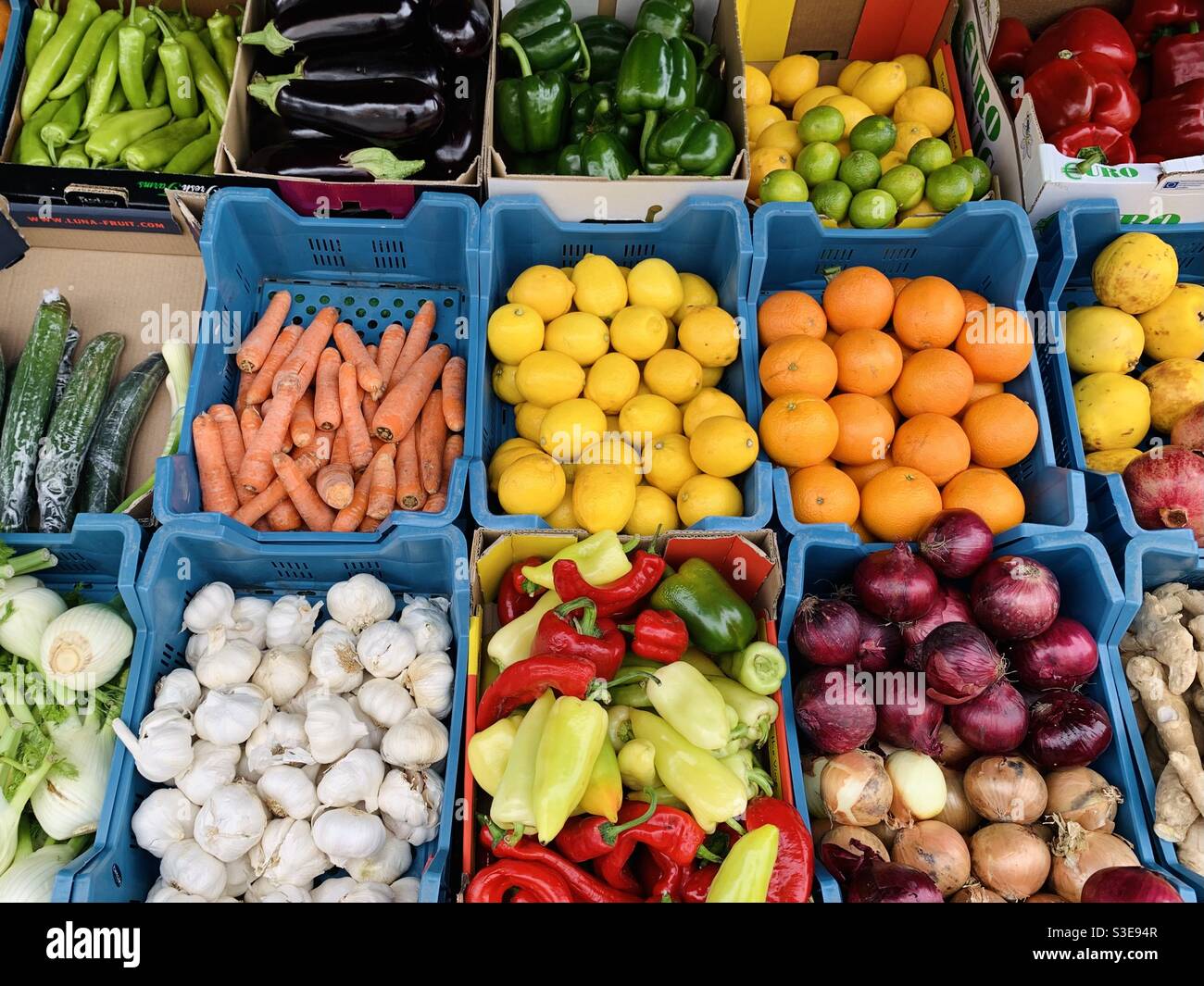 Obst und Gemüse Stall - Smartphone-aufgenommenes Stockfoto