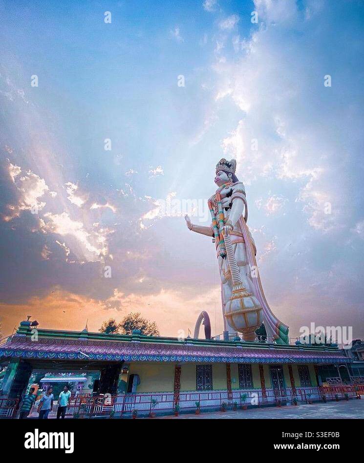 Der Shree hanuman Tempelkomplex enthält eine 108ft hohe Statue Von lord hanuman, der von jedem Teil von gesehen werden kann Stadt Damanjodi, Koraput Odisha Stockfoto