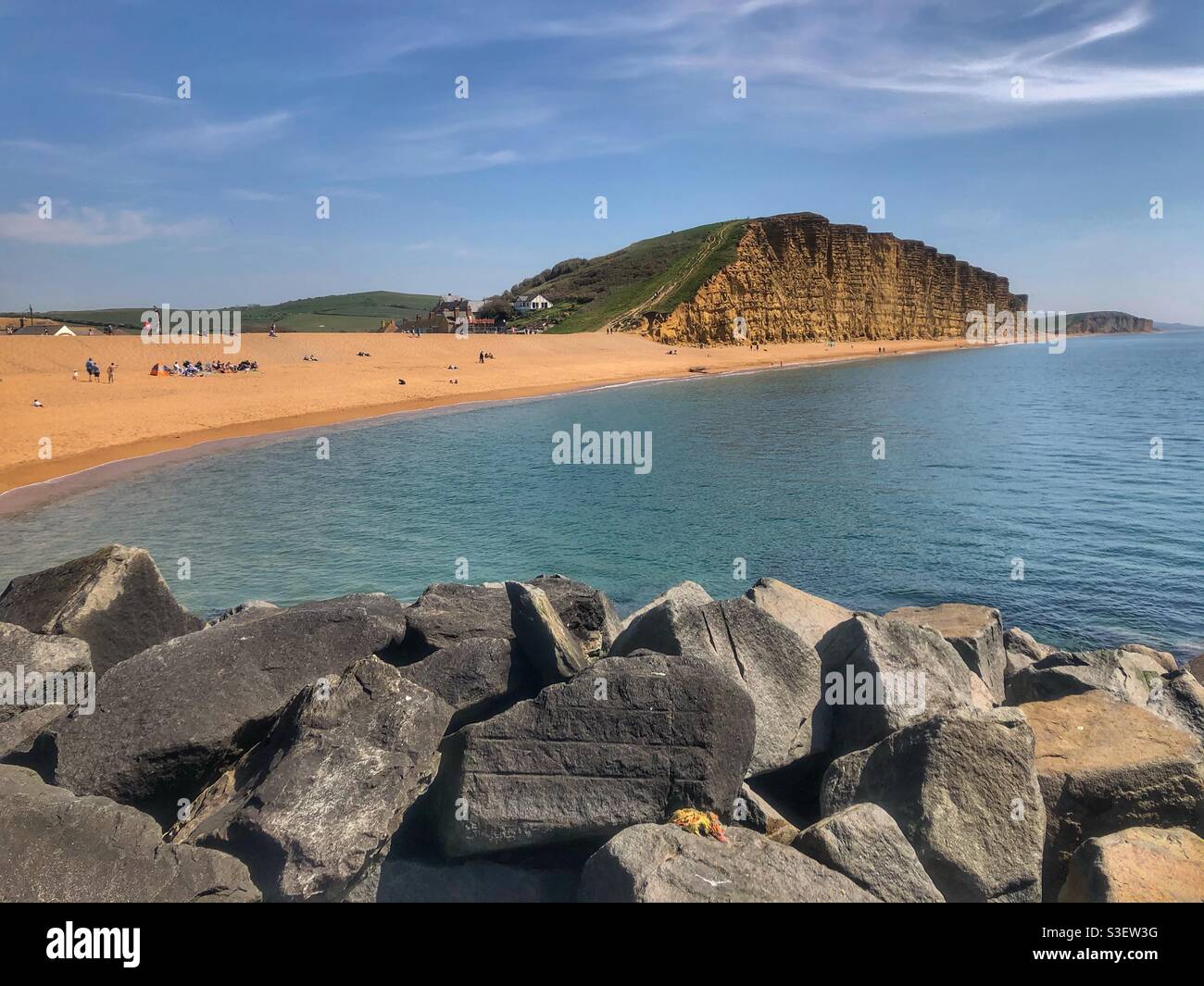 West Bay Beach und East Cliff in Dorset Vereinigtes Königreich Stockfoto