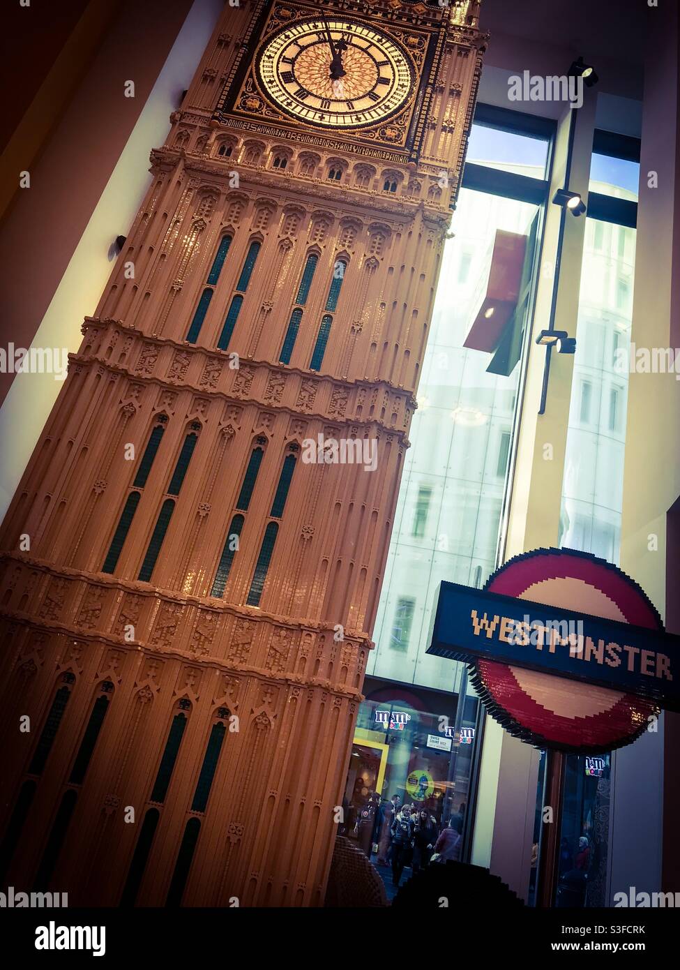 Lego Big Ben - Smartphone-aufgenommenes Stockfoto