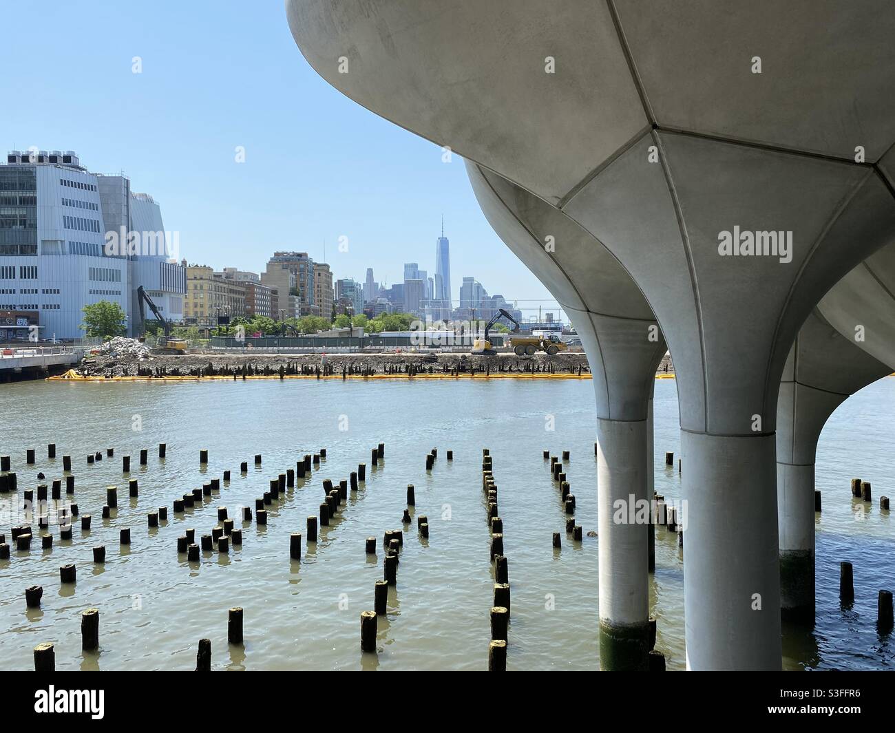Eröffnungstag in Little Island, Hudson River Park in New York City Stockfoto