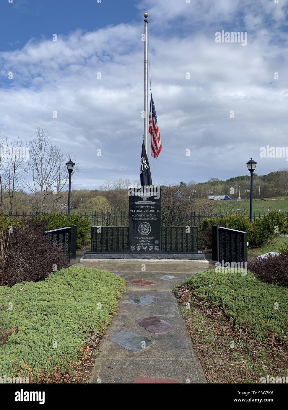 April 2021, Ticonderoga Veterans Memorial, Bicentennial Park, Ticonderoga, Essex County, New York, Usa Stockfoto
