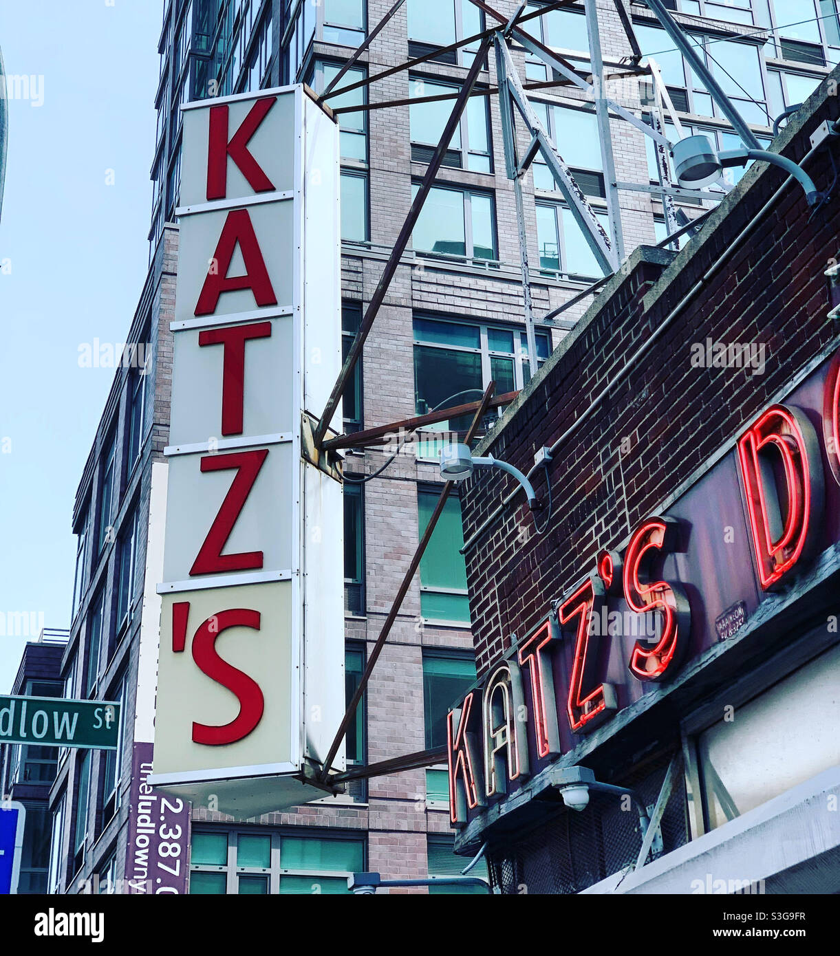Schilder, Katz’s Deli, Lower East Side, Manhattan, New York City, New York, Usa Stockfoto