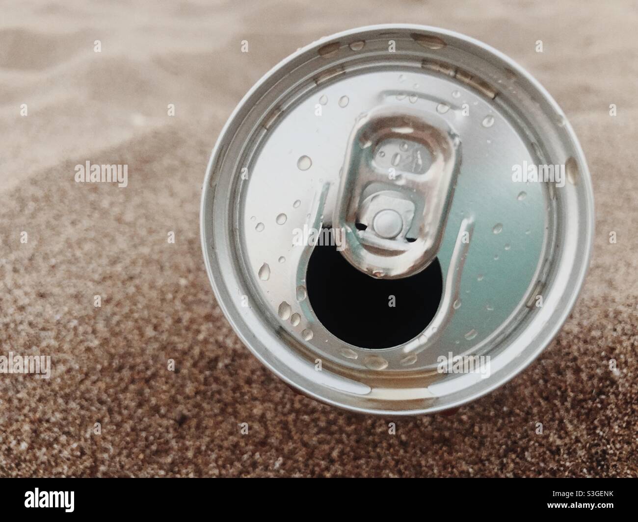 Getränke können Nahaufnahme - Smartphone-aufgenommenes Stockfoto