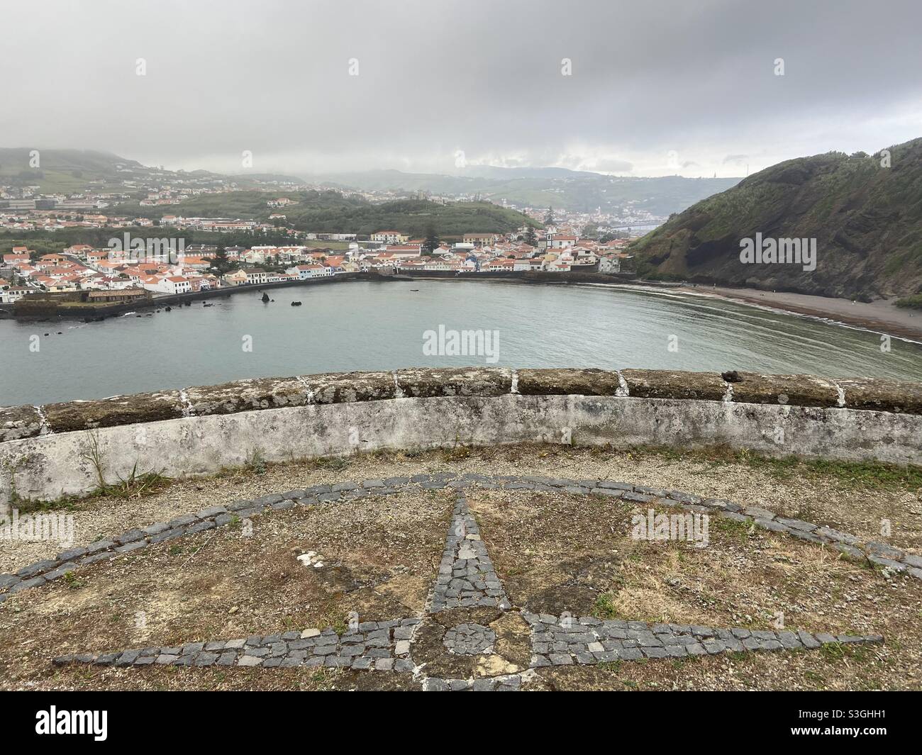 Porto Pim Bay, Horta, Faial (Azoren), Portugal. Stockfoto